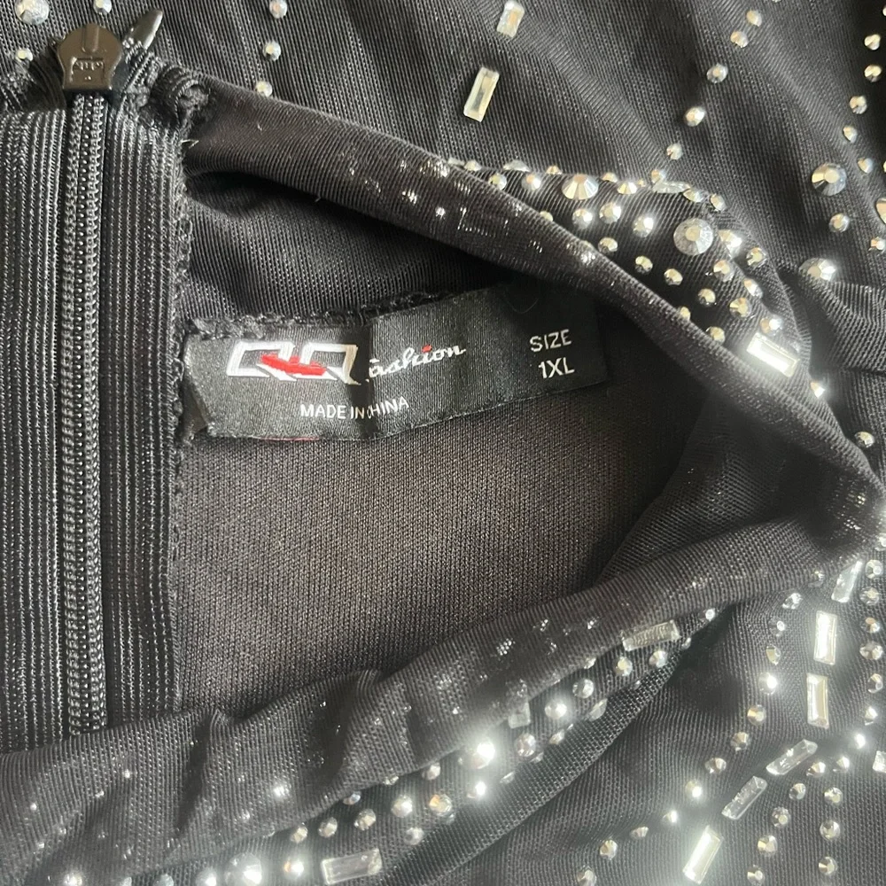 Bedazzled Back Maxi Dress - Picture 3 of 3